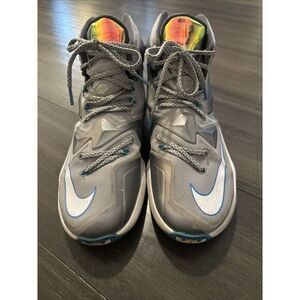 Nike LeBron 13‎ Hologram Size 9.5